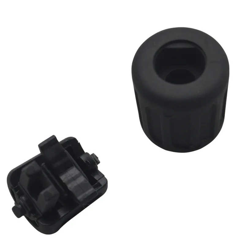 Multifunction buttons on the steering wheel of the car cruise control roller assembly