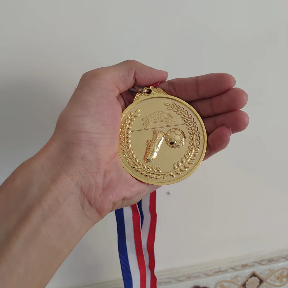 

Metal football MEDALS customized games competition awards general large gold medal listing medal trophy customization