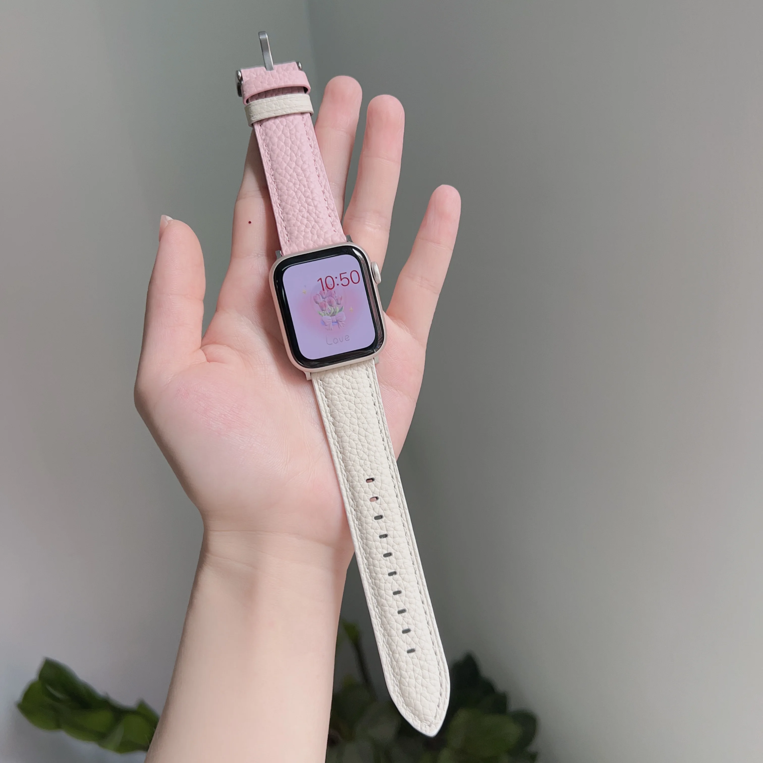 

Leather link For Apple Watch band women Series Ultra 10/9/8/7/6/5/4/3/2/1 SE 38mm 40mm 41mm 42mm 44mm 45mm 46mm 49mm Strap