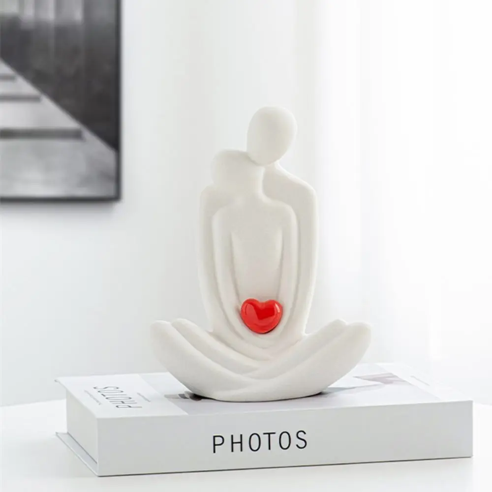 1 Piece of Couple Hugging Statue Ornament, Valentine's Day Gift, Suitable for Living Room, Office, Study Desk Decoration, Best Gift for Christmas, Thanksgiving, and Valentine's Day, No Electricity Required