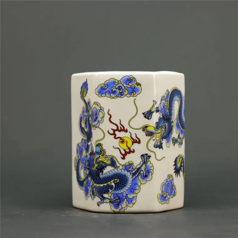 Grand Guangxu year painted Shuanglong play beads six-party big pen holder porcelain antique collection ornaments