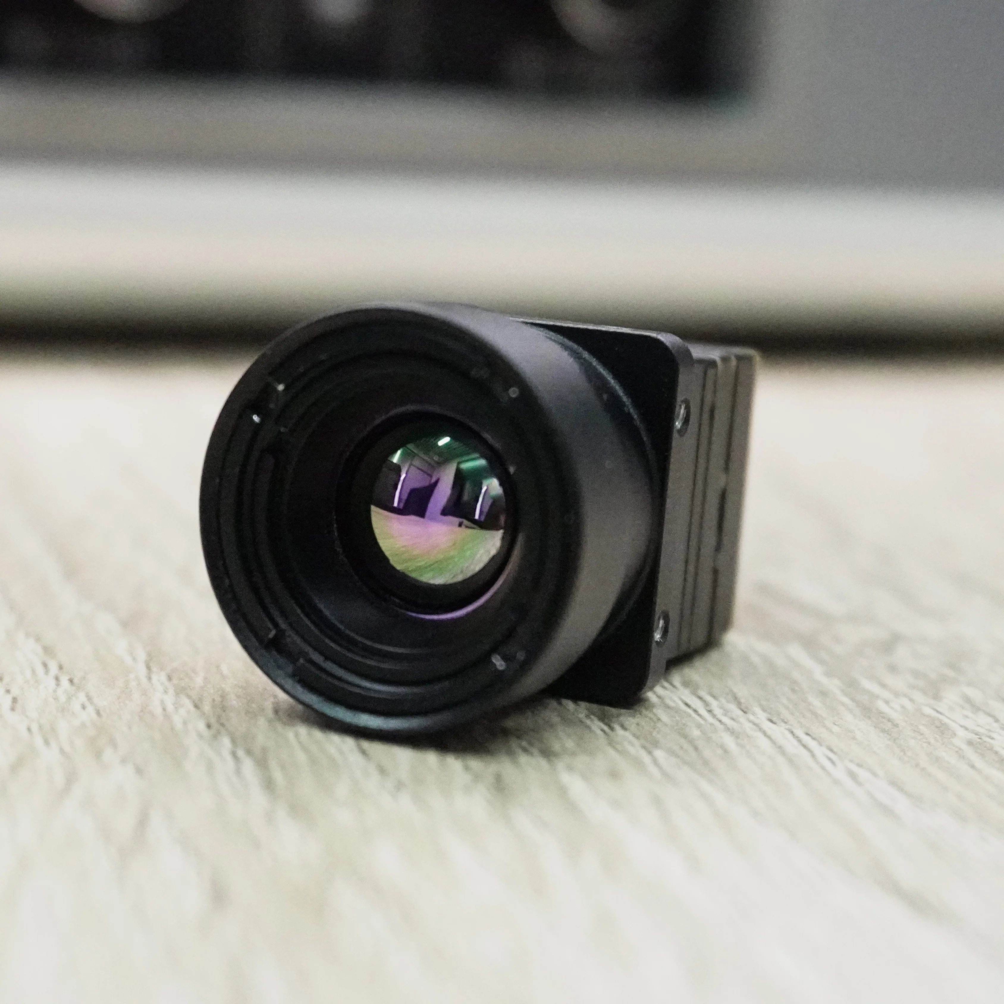 

UnionTech UT-HCS-640MINI High Resolution 640*512 Mini Thermal Imaging Module CVBS/USB 12um F1.0 9mm Size Thermal Camera Sensor