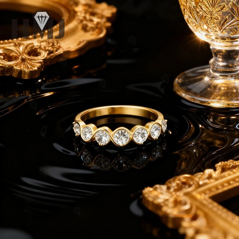 Anello con taglio rotondo Moissanite 10K/14K/18K Design solitario classico Gioielleria raffinata Regalo di fidanzamento o anniversario