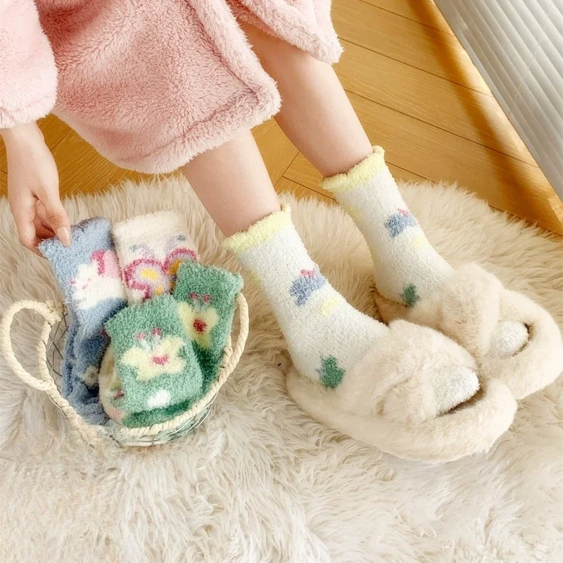 

6 пар осенне-зимних утепленных женских носков с плюшевой подкладкой, милые домашние плюшевые простые удобные носки с мультяшным рисунком, средней длины