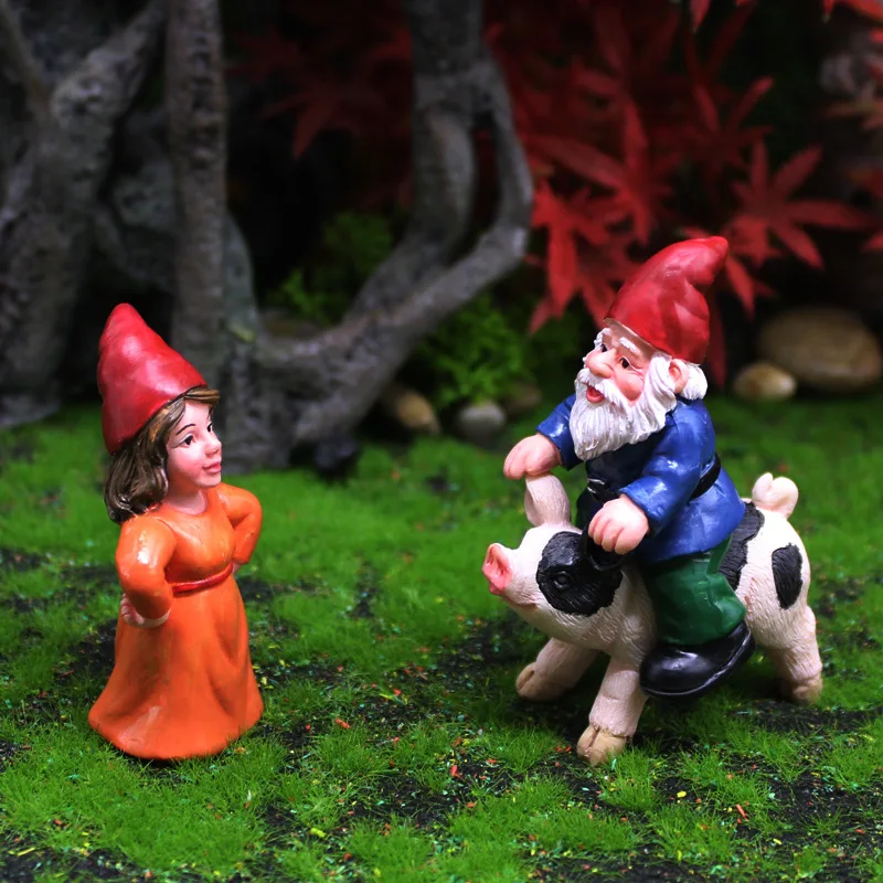 Fairy Garden Drunk Gnomes Miniature Ornaments Set Mini Dwarf Bonfire Statues for Planter Flowerpot Decor Accessories