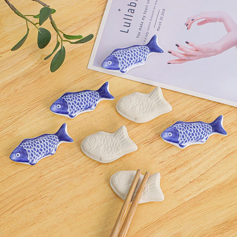 

2 шт./компл., керамический держатель для палочек для еды в форме овощей, подставка для палочек для еды, практичная модная кухонная посуда, держатели для палочек для еды