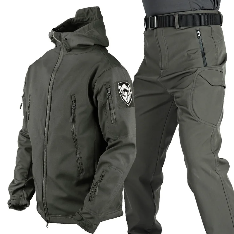 

New Style Casual Waterproof Thick-shell Casual Suit for Men, with Fleece Lining and Camouflage Pattern Training Uniform