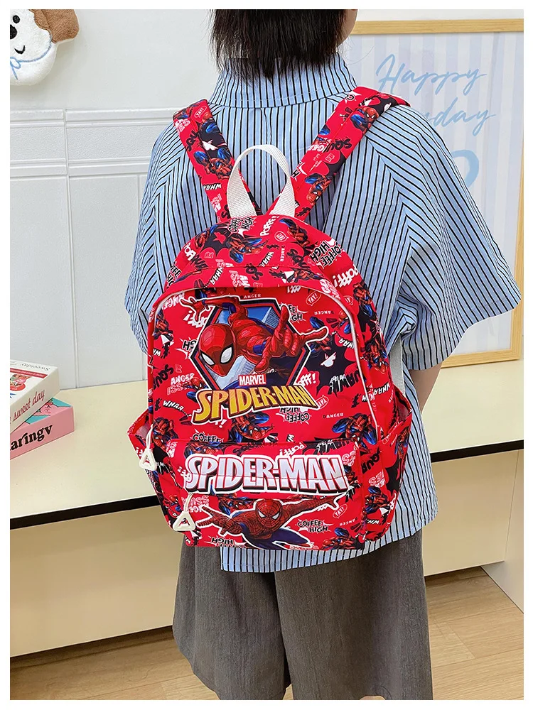 Рюкзаки с изображением Человека-паука в стиле аниме