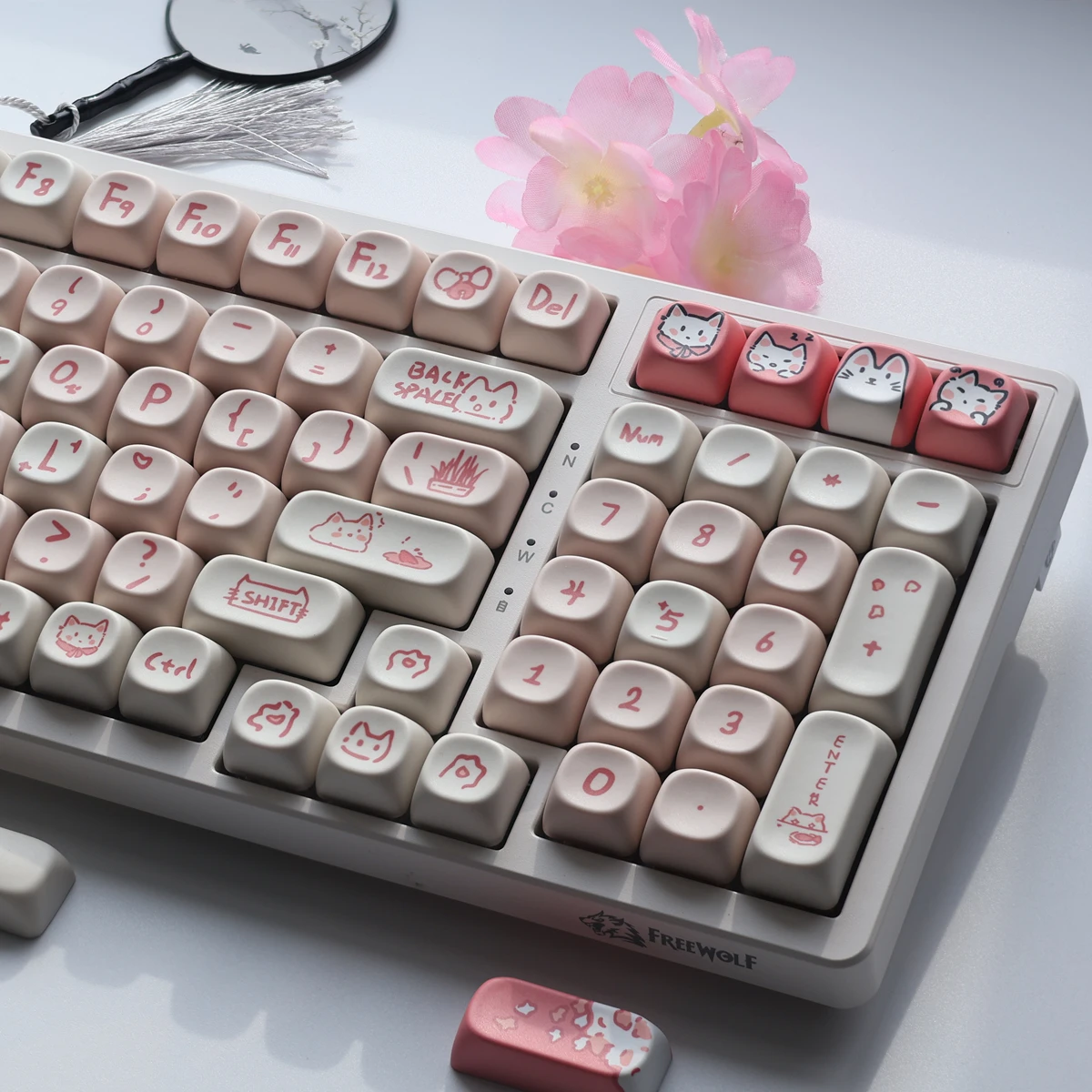 Imagem -04 - Keycap Personalizado para Teclado Mecânico Pink Cat Keycaps Perfil Moa Custom Key Cap Grupo 61 68 87 104