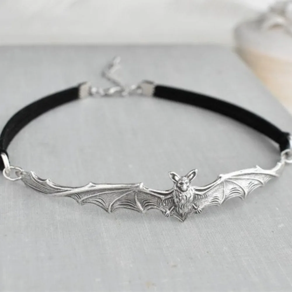 Fashion Goth Black Large Spread Wings Flying Vampire Bat Necklace for Women Halloween Party Collar Chain Jewelry Accessory Gifts view 4