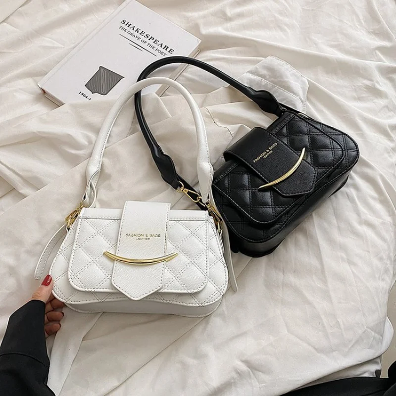 

High-End Women's Tote Bag Made Of Jackal-Print Leather Featuring Casual Hoi An Famous Lasting Lightweight Look​