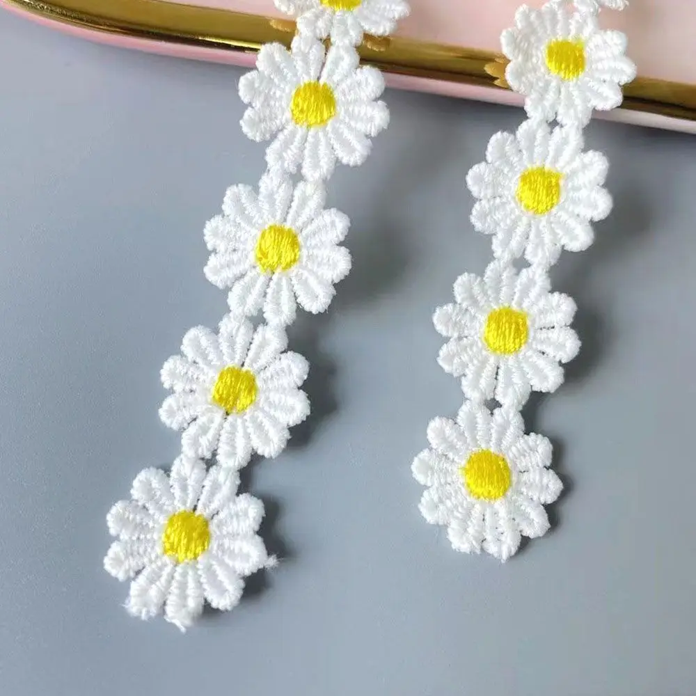 

Beautiful 1 Yard Handmade Embroidered Small Yellow Flower Sewing Supplies Ribbon DIY Craft Daisy Lace Trim