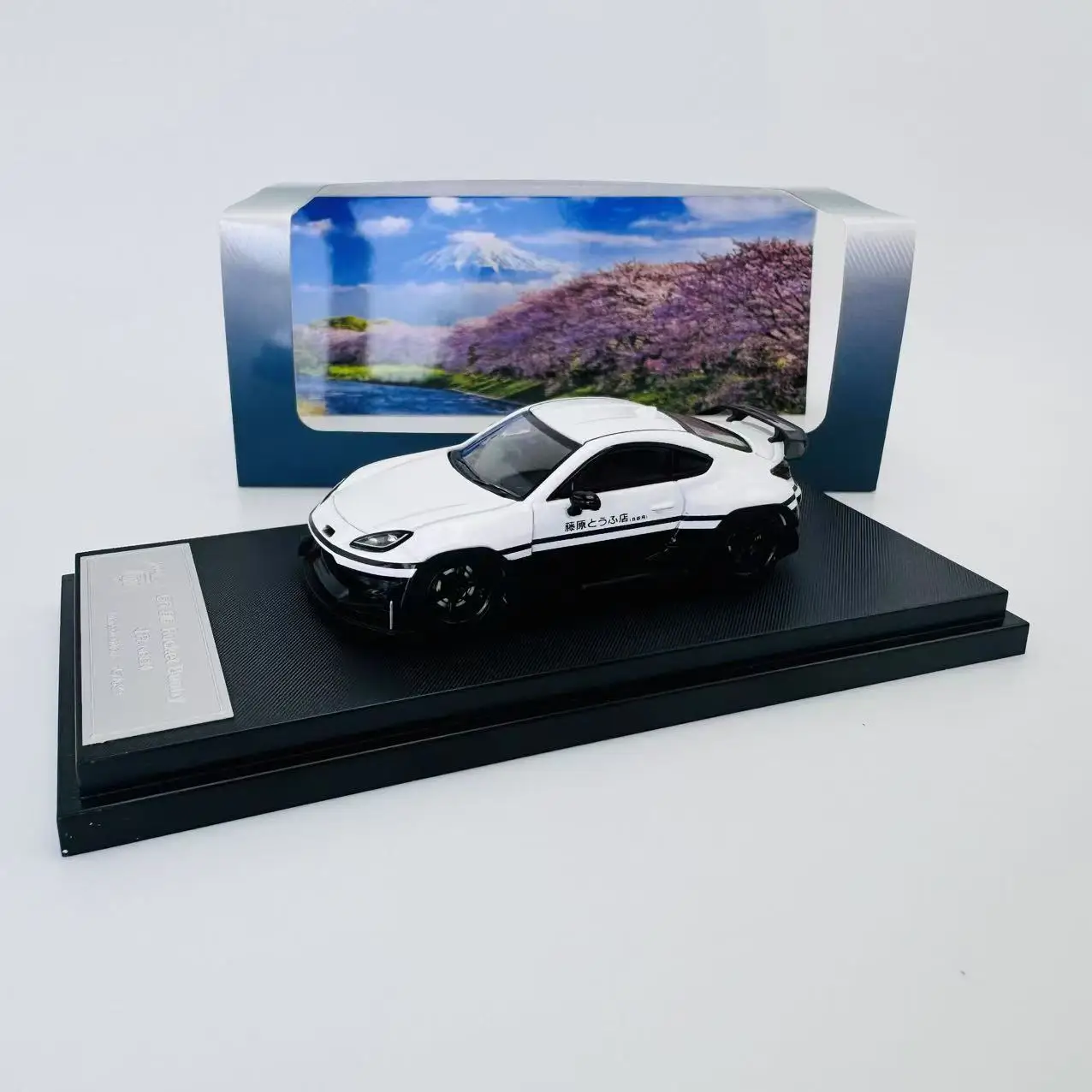 

Fuji 1:64 GR86 Pandem ZN8 Racing Sports Model Diecast Metal Alloy model car