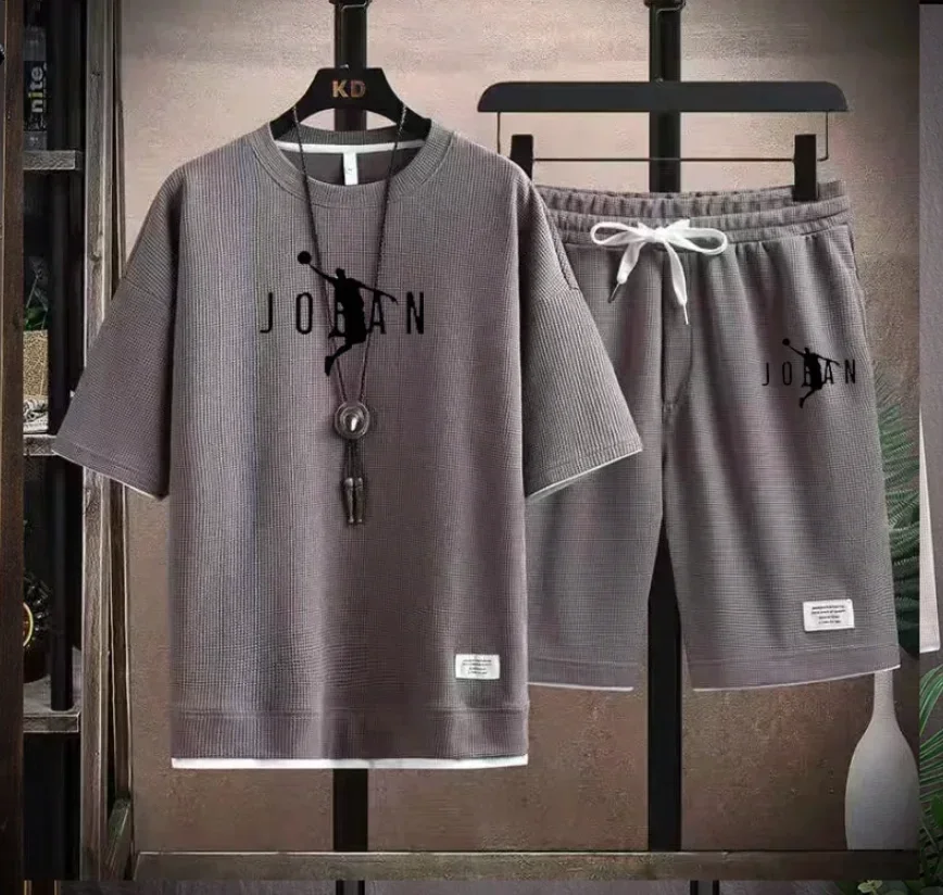 

2026 summer new fashionable men's T-shirt set, casual T-shirt, running sports shorts two-piece set