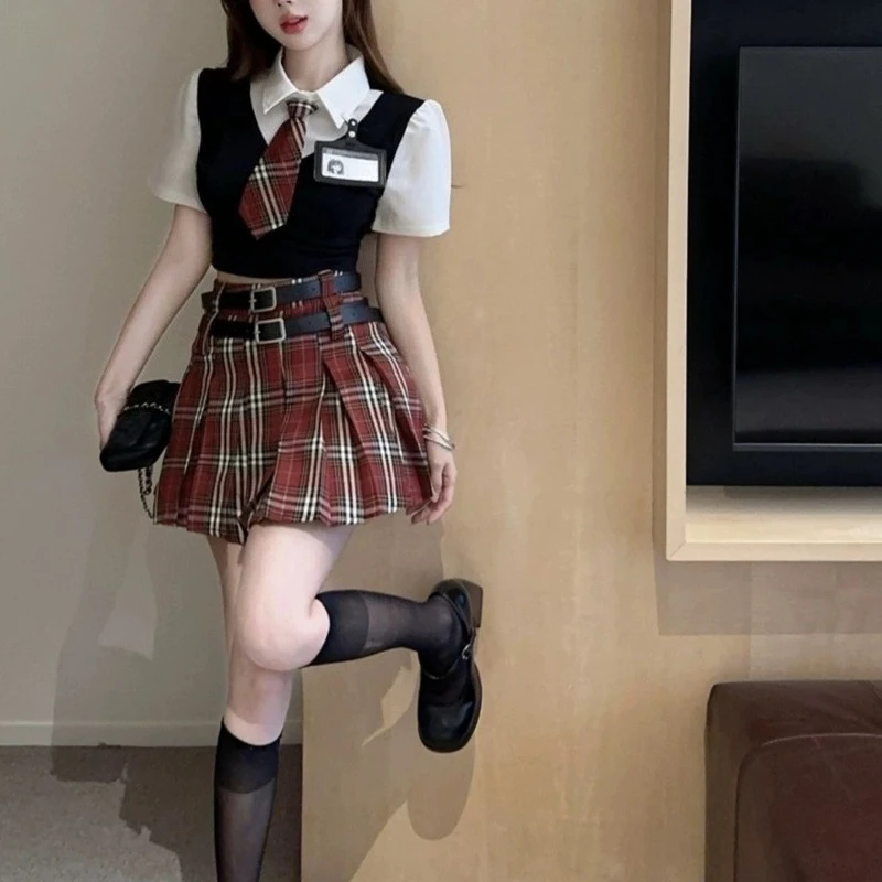 

Trendy College Uniform Inspired Outfit Women's Fake Two Piece Short Sleeve Top A Line Skirt Set​