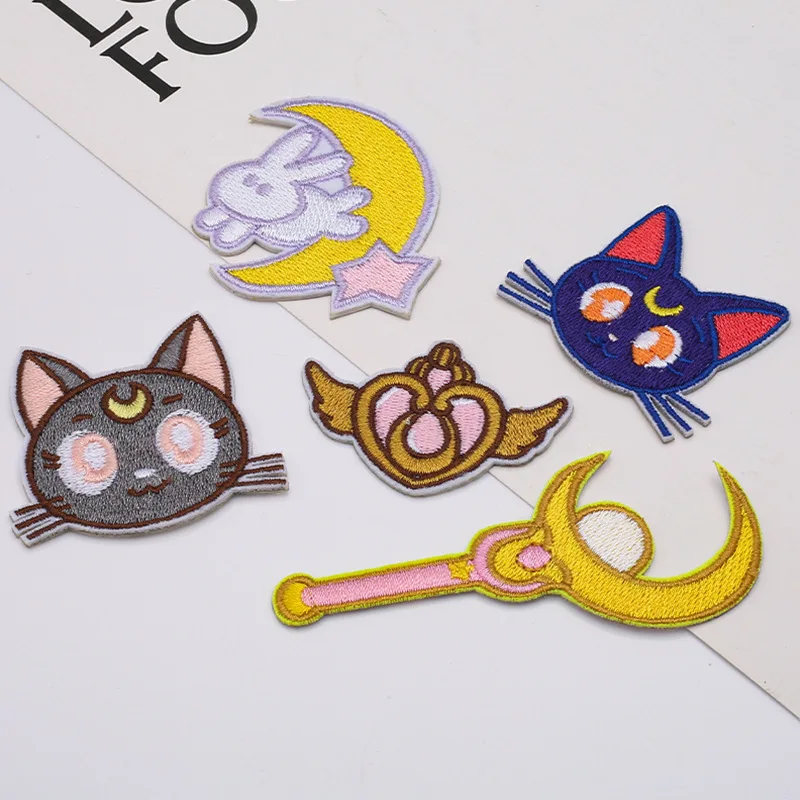 8-teiliges Set Sailor Moon Cartoon Anime Selbstklebende Gestickte Aufnäher Ohne Nähen Kleidungsreparatur-Dekoration für Handyhüllen & Taschen – Detail 3