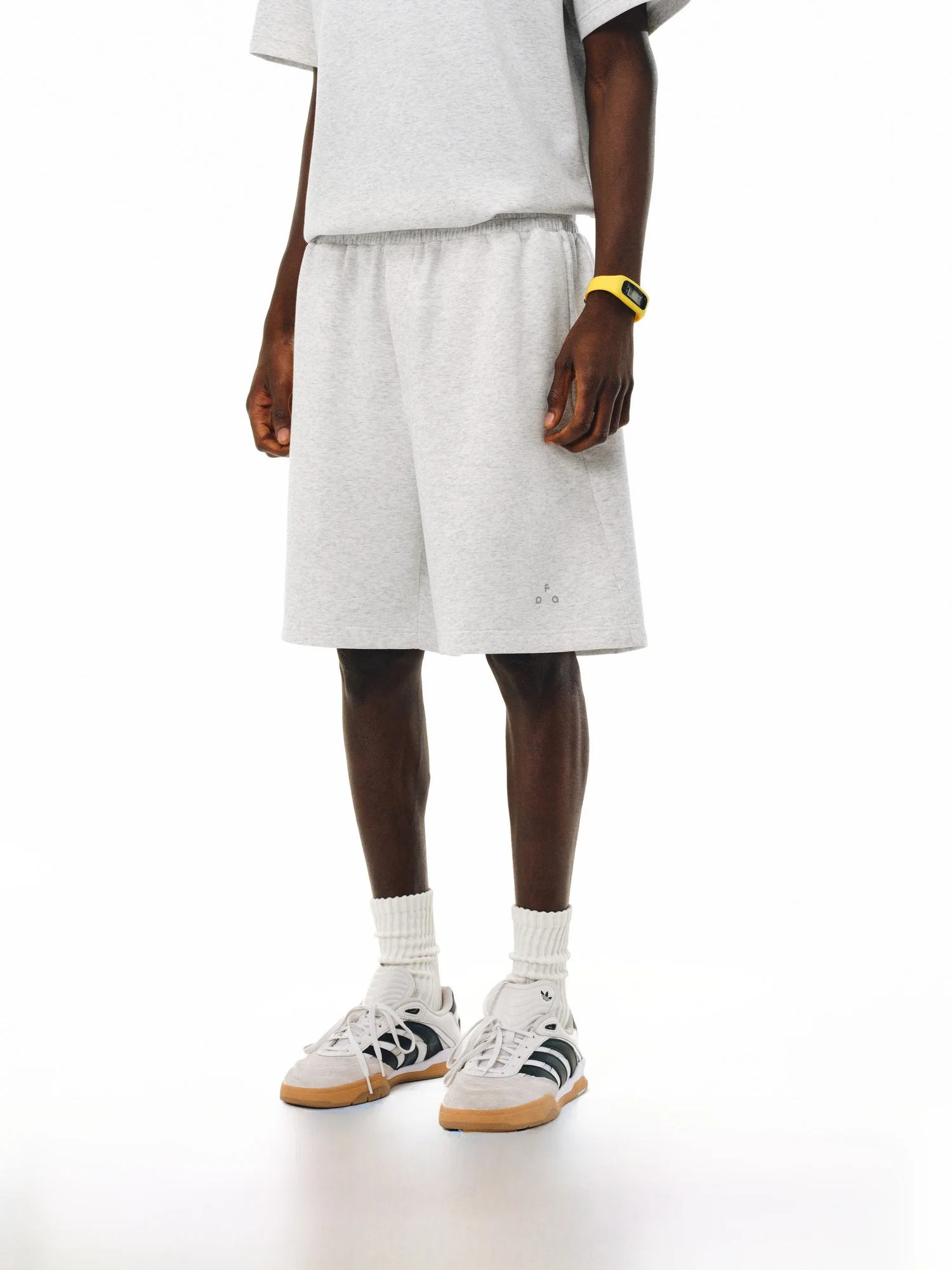 

FPA Специальный логотип Воздушные многослойные антипиллинг Прохладные ощущения orts Прямые повседневные брюки «пять четвертей» Летние модные брендовые мужские...