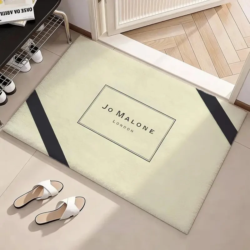 VIKAMA Minimalist Jo Malone Inspired Bath Mat, Cream & Black Luxury Non-Slip Rug for Bathroom & Entryway