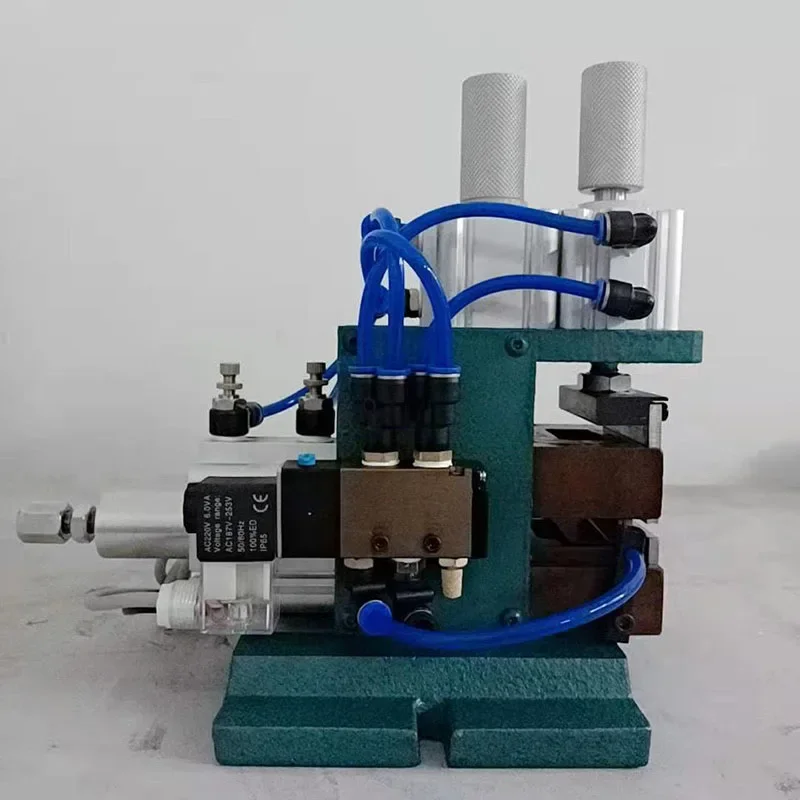 3F Pneumatic Vertical Core Wire Stripping Machine Small Sheath Cable Twisting Tool for Electronic Manufacturing