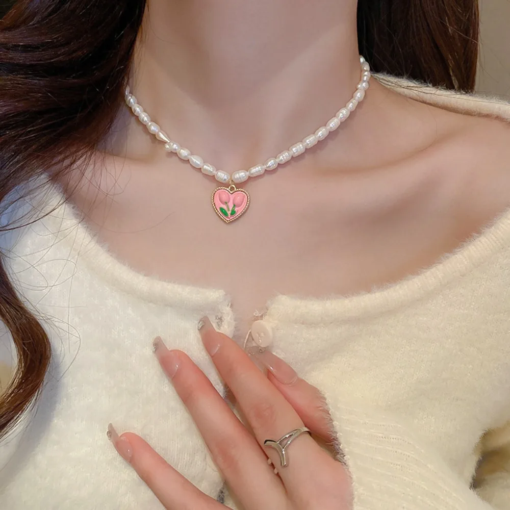 Asymmetric Tulip Earrings Temperament Elegant Imitation Pearl Necklace Baroque Style Tender Sweet Clavicle Chain Women