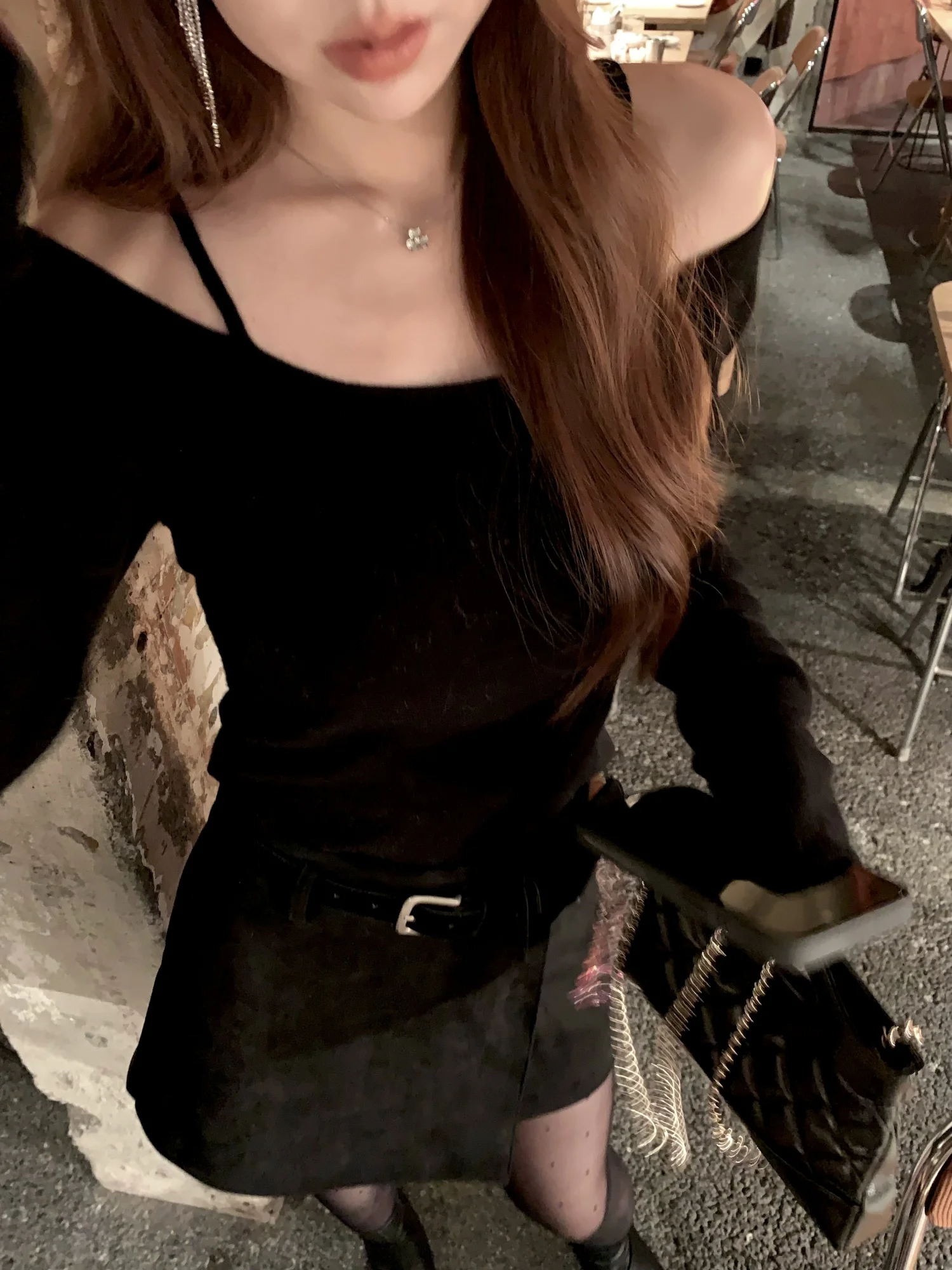 

Женский модный топ Sweet Heart Baby6 с открытыми плечами из смесовой шерсти, в корейском стиле, для повседневной носки, из мягкого полиэфирного волокна