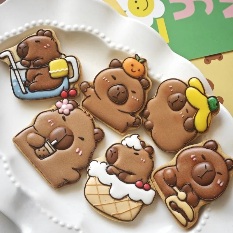 11pcs/set Cute Capybara Biscuit Mold Cartoon Animal Cookie Cutter and Stamps Fondant Cake Decoration Baking Tools Kitchen Gadget