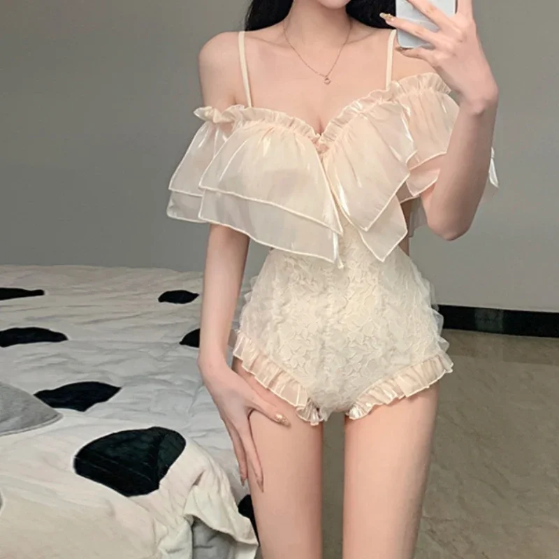 Traje de baño Vintage de una pieza con volantes para mujer, traje de baño con tirantes y hombros descubiertos, peleles, traje de baño Sexy 2025