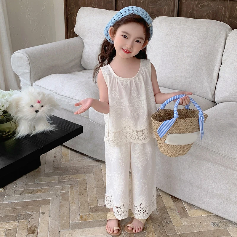 

Baby Girls Clothing Sets Child Lace Vest Pants 2 Pieces Suit Summer Kids Floral Princess Beach Vacation Clothes Inafnt Outfits