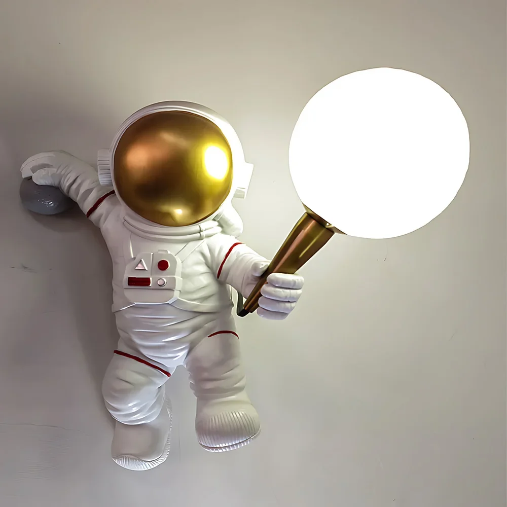 Dekorasi rumah lampu dinding astronot, aksesori kreatif lampu Modern sederhana kamar tidur ornamen gantung perlengkapan pencahayaan Resin