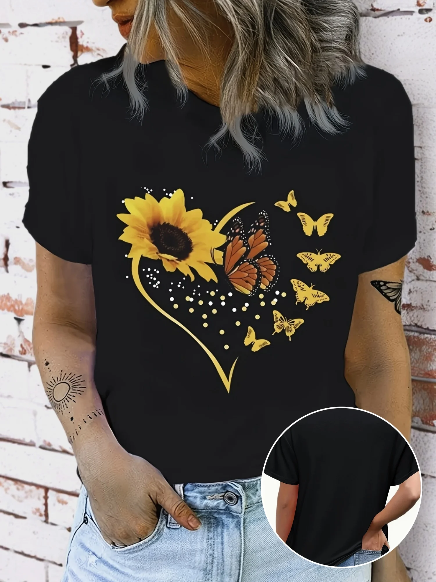 Chic Alphabet-Print Tee - Versatile, Easy-Care & Comfortable, Women's Casual All-Season T-Shirt Fashionable Womens Graphic Print T-Shirt - Casual Short Sleeve Crew Neck Top - Lightweight & Breathable for Spring & Summer Wardrobe
