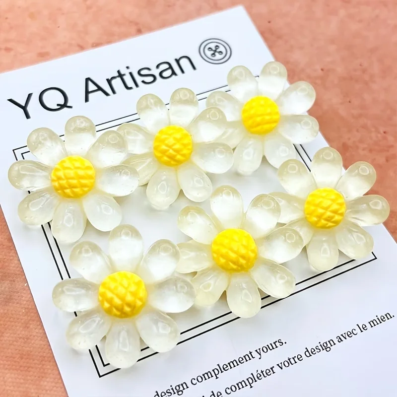 6 pieces of exquisite Daisy flower buttons, DIY handcrafted materials, cute style, decorated with knitted sewing supplies