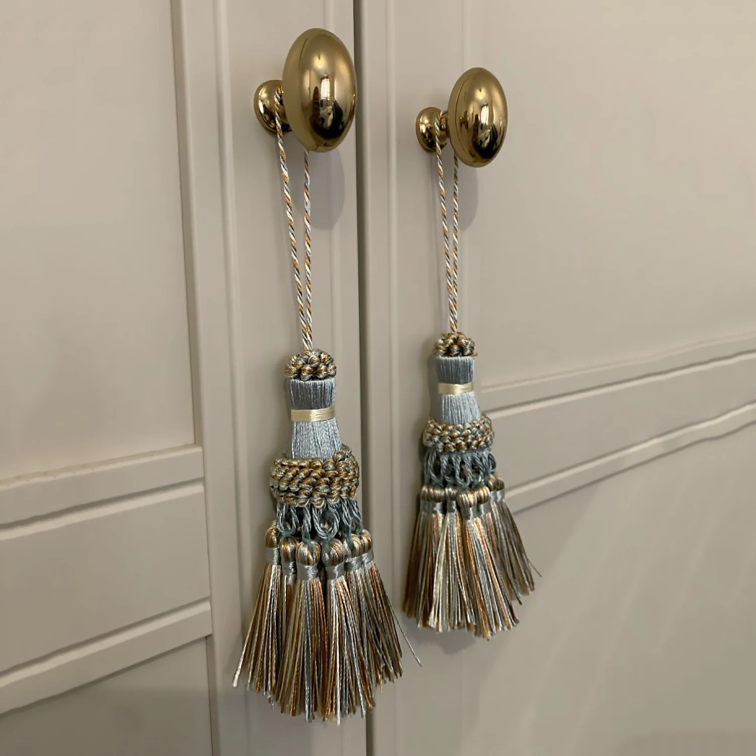 

2Pcs Mini Tassel Hanging Pendant Decorative Small Tassel Fringe Trim Curtains Accessories Key Tassels for Curtains