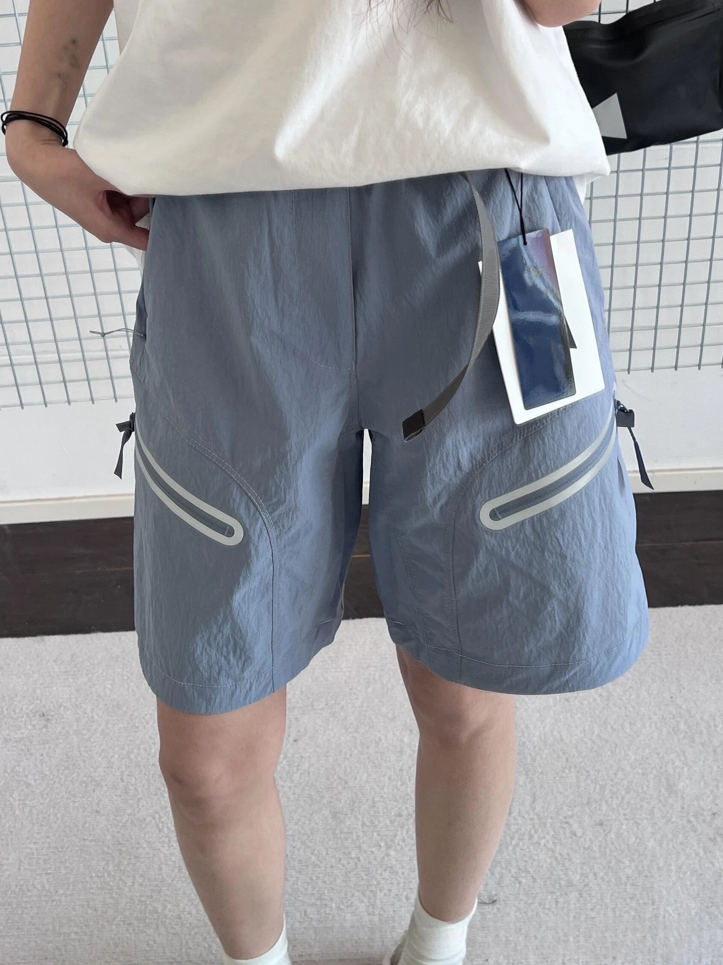 

Waterproof Reflective Outdoor Sports Lightweight Straight Leg Shorts Men's Youth Summer Fashion Straight Tube Shorts
