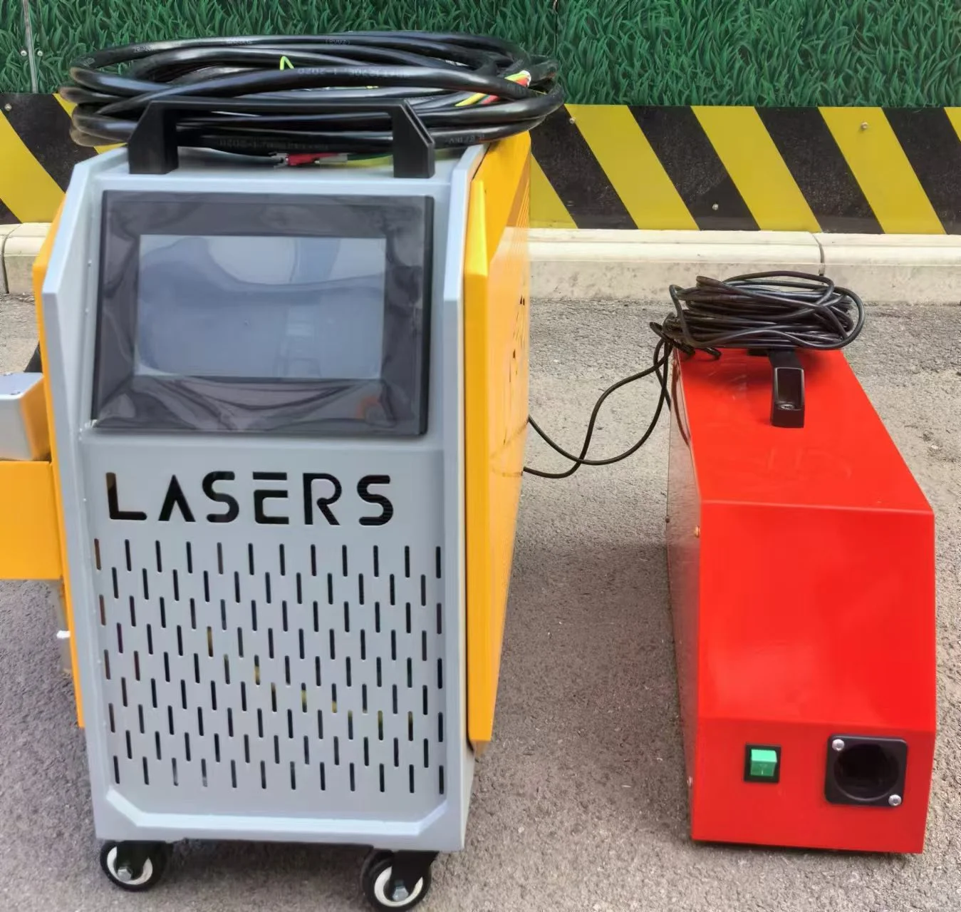 

1500W 2000W 3000W Fiber Laser Welder Handheld Laser Welding Machine