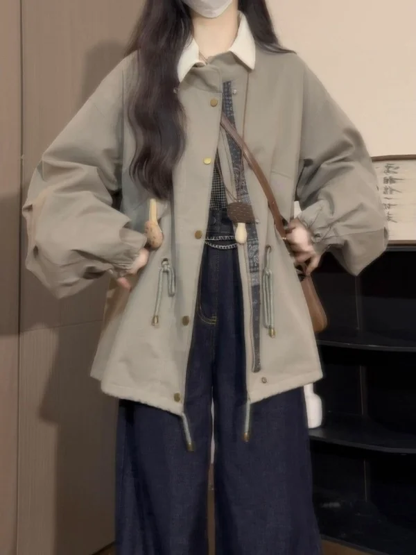 

Корейская женская куртка-жакет с воротником-стойкой и шнурком, новинка ранней весны 2026 года, повседневная, с блестящей поверхностью, верхняя одежда