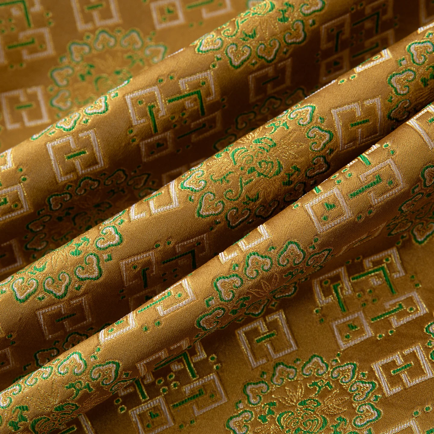 Winsleter-100% echte zijde liedbrokaat elegante jas, O-hals geometrie, dames luxe retro chique losse jas, 2025 winter nieuwe C5N808CC