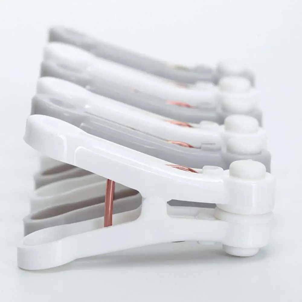 16Pcs soft mouth peg Windproof Clothes Drying Clip Household Single Hanger Plastic Clothes Pegs Clothespin Clothes Peg Sock Clip