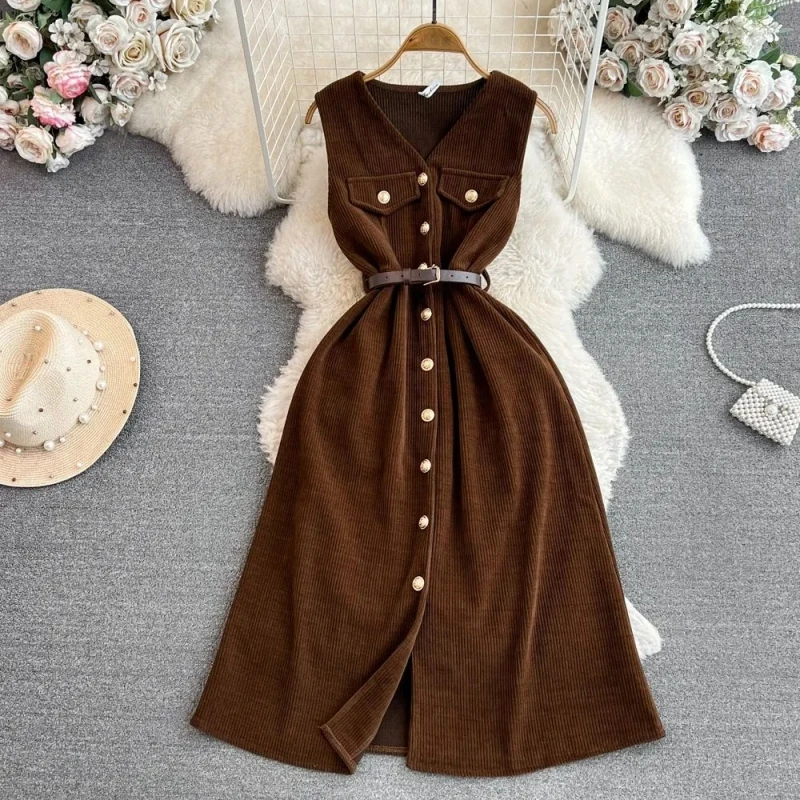 Hepburn Wind Lamp Core Fleece Two Piece Dress For Women's Autumn Winter 2024 New Retro Style Bottom Top Solid Color Dress Suit