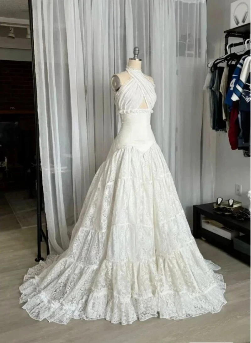 

Vintage Ivory Lace Wedding Dress Halter Backless A-Line Sexy Bridal Gown Ruffle Corset Retro Vestido De Novia Customized