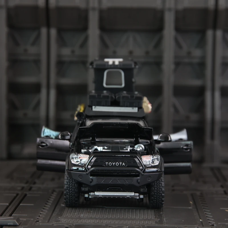 1:32 シミュレーション トヨタ タクマ トラベルエディション 合金製 オフロード車 モデルカー 豊富なディテール、精巧な仕上がり、高品質