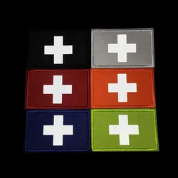 Parche táctico reflectante Cruz Suiza con velcro para mochila