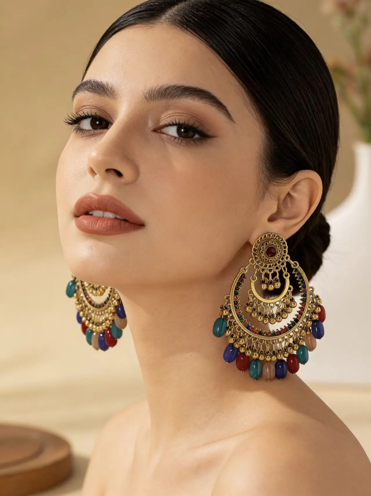 

Middle Eastern Ethnic Style Dangle Earrings with Tassels Fashionable Bell Detail High-End Accessory Jewelry