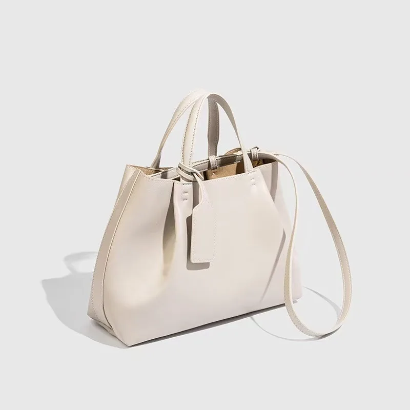 

2025 New Women's Bag European and American Bag Fashion Handbag Single Shoulder Crossbody Bag Handbag