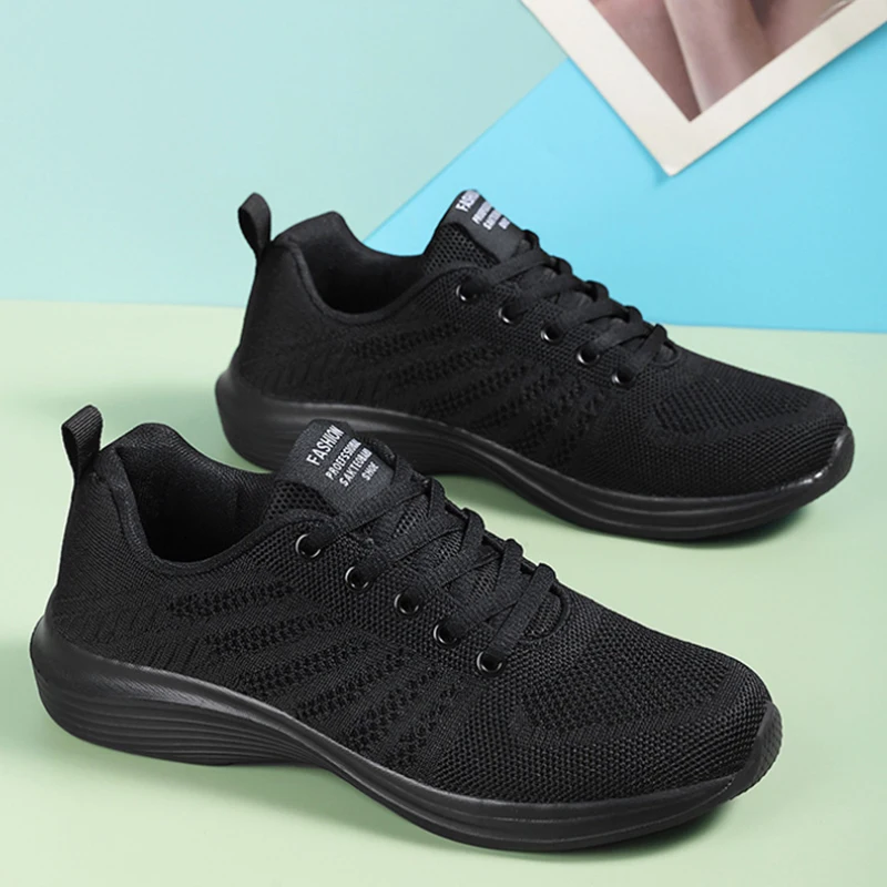Women's Shoes Spring New Casual Sneakers Comfortable Mesh Breathable Flying Knitted Sneakers Fashion Student Shoes Pure Black