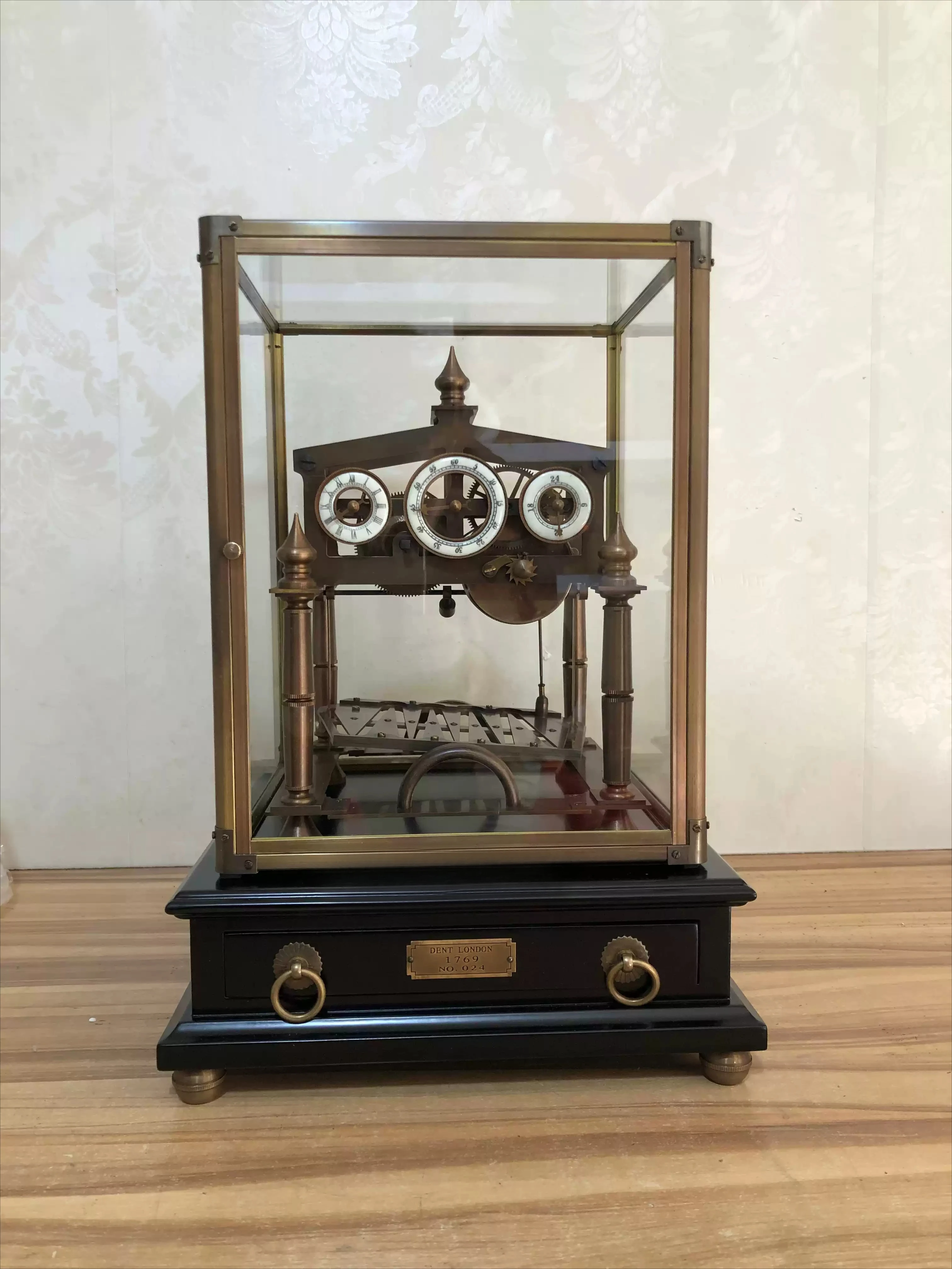 Mechanical Metal Desk Clock Antique Style Table Clock Nordic Luxury Retro Desktop Clocks Living Room Decoration Accessories