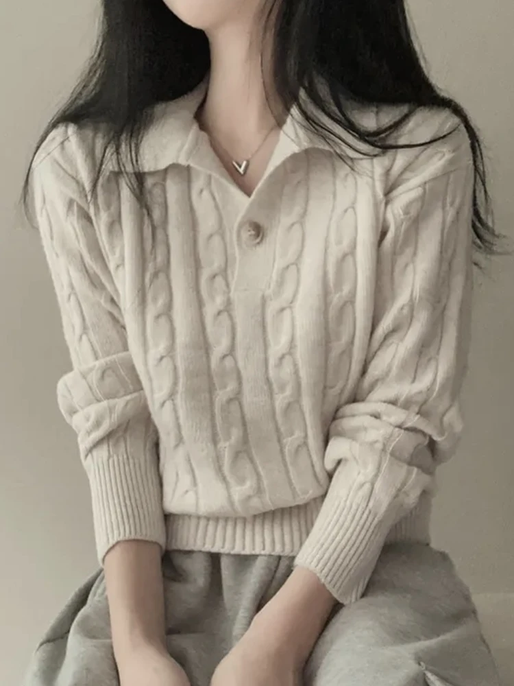 High-End Temperament Lapel Twist Sweater Women Autumn and Winter 2023 New Slimming Short Knit Small Top