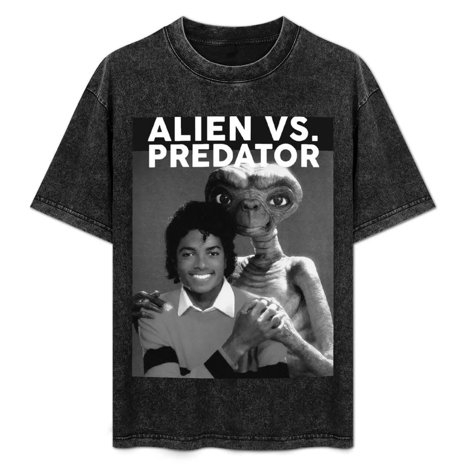 

ALIEN AND A PREDATOR T-Shirt Casual Soft Cotton Short Sleeve Tee
