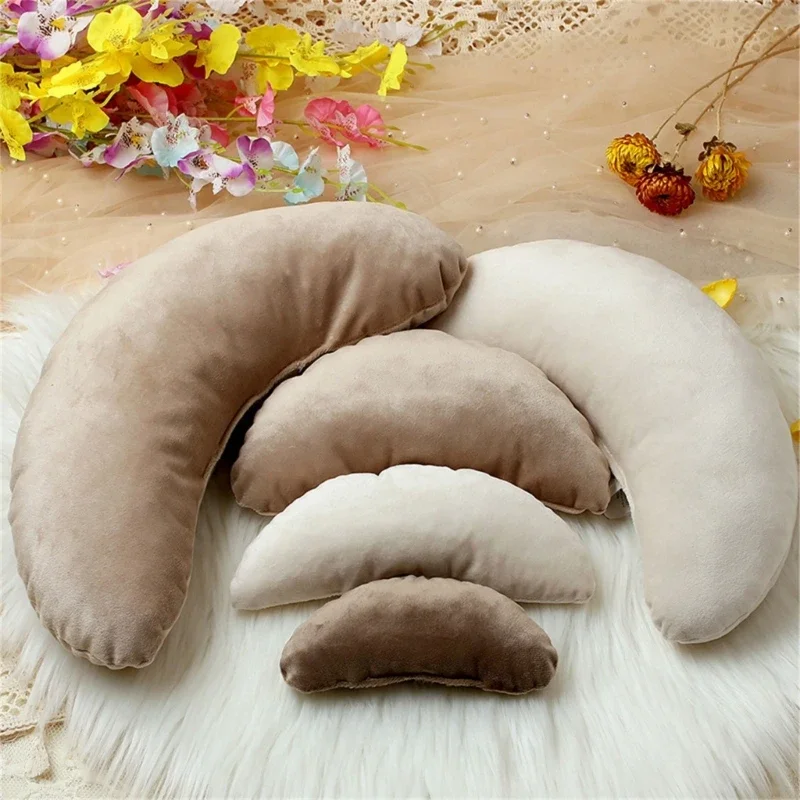 5pcs Newborn Photography Accessories Pillow Newborn Photography Props Girl Boy Moon Shape Pillow Baby Photoshoot Props Studio