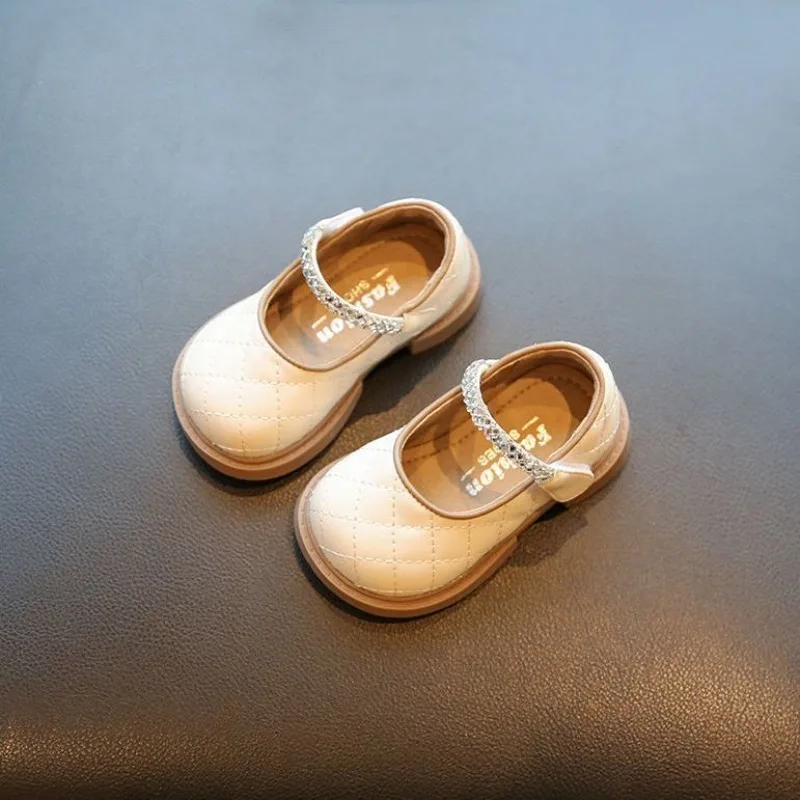 

Детские туфли для малышек с мягкой подошвой, нескользящие, для первых шагов, весенняя новинка, милые туфли-балетки в стиле принцессы, кожаные, для младенцев