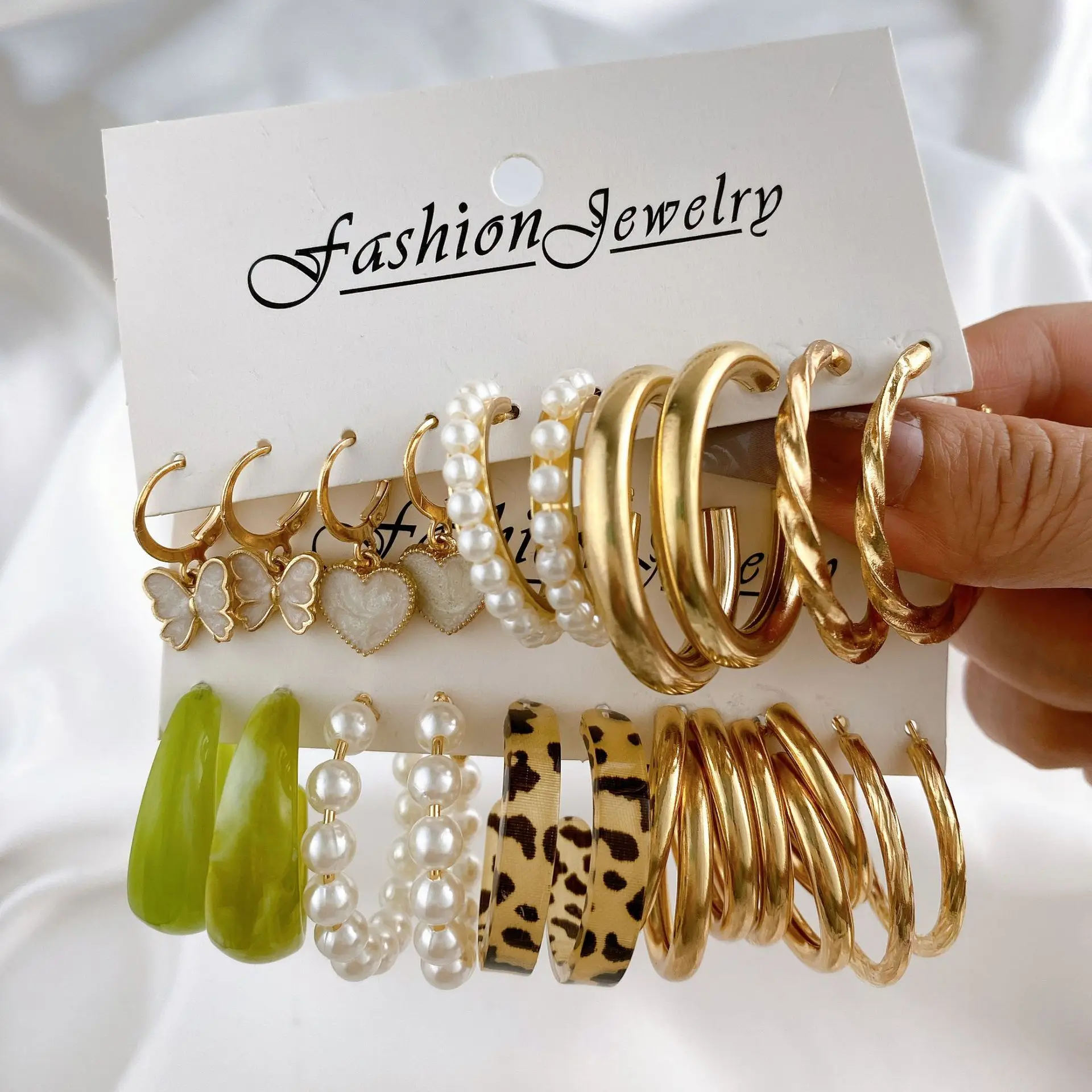 Acetate earrings set 5 pairs of creative retro imitation pearl leopard print acrylic C-letter